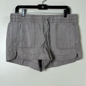 Express brown short pants, Woman size M